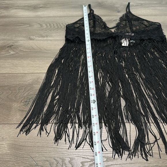 Victoria’s Secret Black Fringe Slip And V-String Panty Size Large - Picture 12 of 16